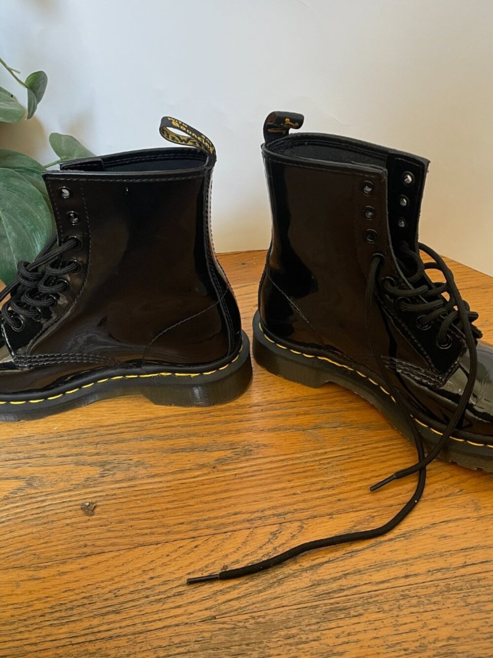 DR. MARTENS 11821 Women's Boot Patent Leather Combat Boots Black Size 7 - Picture 7 of 8